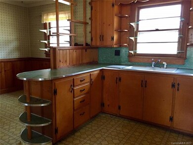 638 Holland Dr, Statesville, NC 28677 - photo 4