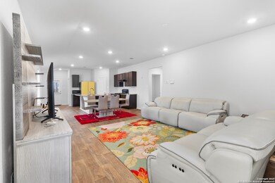 6610 Greensleeves, San Antonio, TX 78252 - photo 6