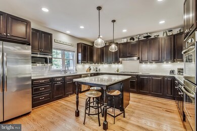 2113 Grayson Place, Falls Church, VA 22043 - photo 4