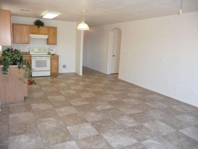 Spacious Kitchen and eat -in-area