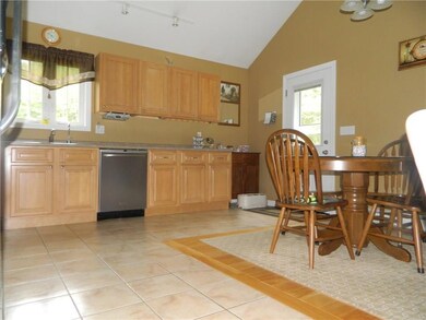 697 Kansas Rd, Bridgton, ME 04009 - photo 4