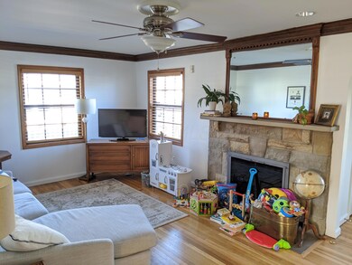 841 S Broadleigh Rd, Columbus, OH 43209 - photo 3