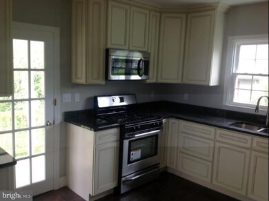 528 Morris Ave, Lutherville Timonium, MD 21093 - photo 5