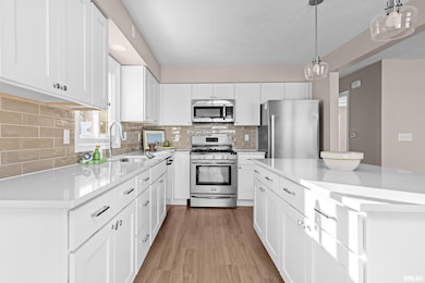 5302 16th Ave, Moline, IL 61265 - photo 7