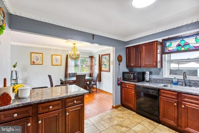 2705 Hughes Rd, Adelphi, MD 20783 - photo 7