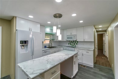 3831 E Camelot Place, Hernando, FL 34442 - photo 7