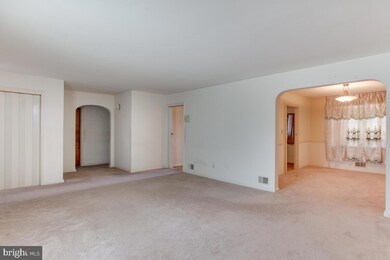 2014 Keating St, Temple Hills, MD 20748 - photo 7