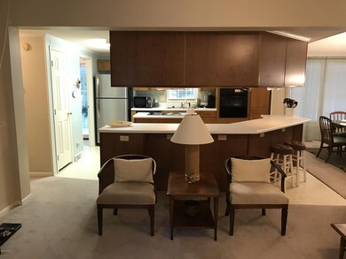Living Room/Kitchen