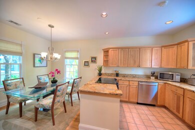Kitchen & Dining Area