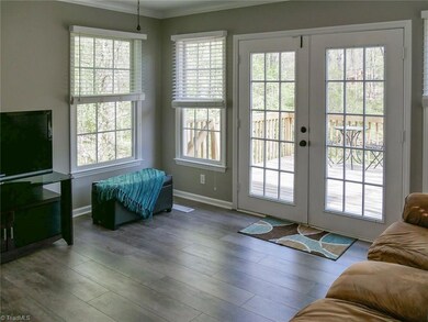 2406 Burnette Dr, Greensboro, NC 27406 - photo 4