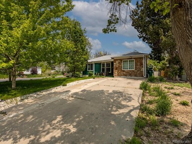 942 Geneva St, Aurora, CO 80010 - photo 2