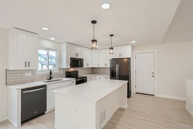 12598 Ash St, Thornton, CO 80241 - photo 4