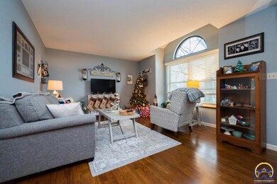 3650 SW Belle Ave, Topeka, KS 66614 - photo 2