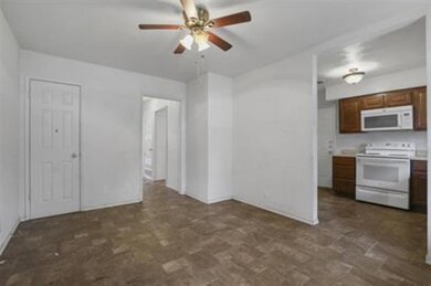 823 W Monterey St unit A, Denison, TX 75020 - photo 4