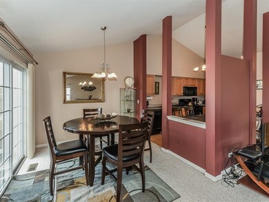 326 Lake Gillilan Way unit 241E, Algonquin, IL 60102 - photo 7