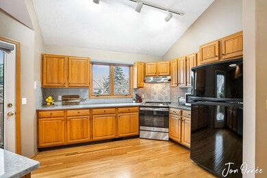 9156 Bluff Lake St - 5