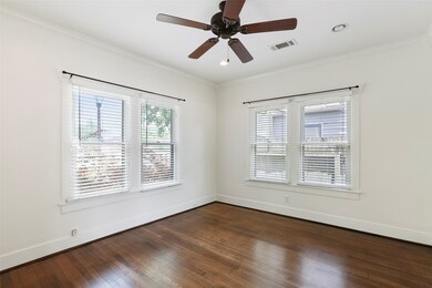 1008 Peddie St, Houston, TX 77009 - photo 5
