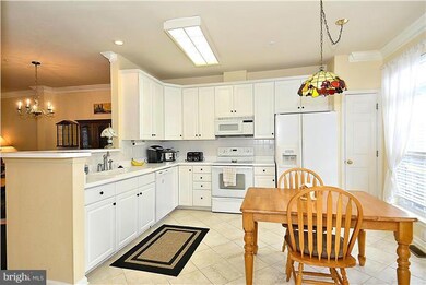 20805 Shamrock Glen Cir, Germantown, MD 20874 - photo 7