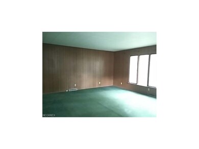22240 Macbeth Ave, Cleveland, OH 44126 - photo 7