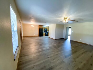 3118 Conveyor Dr, Burleson, TX 76028 - photo 4