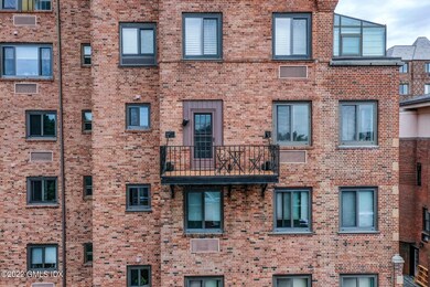 11 Lafayette Ct unit 4A, Greenwich, CT 06830 - photo 6