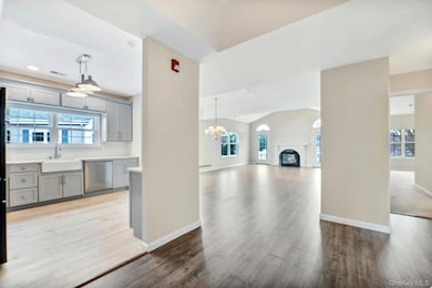 521 Highland Ct unit 521, Moriches, NY 11955 - photo 6