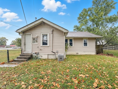 1023 E Edwards Ave, Indianapolis, IN 46227 - photo 7