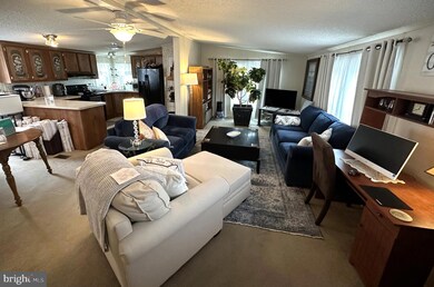 8019 Paul Martin Dr, Elkridge, MD 21075 - photo 2