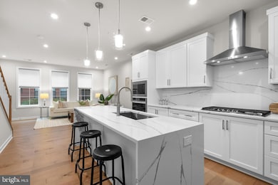 7406 Backett Wood Terrace unit 803, McLean, VA 22102 - photo 6