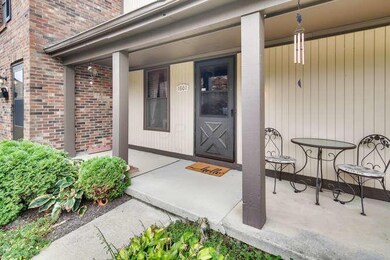 1601 Cindy Ct Columbus OH-small-004-011-