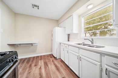 6807 England St, Houston, TX 77021 - photo 6