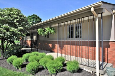 Front Porch is 30' wide!