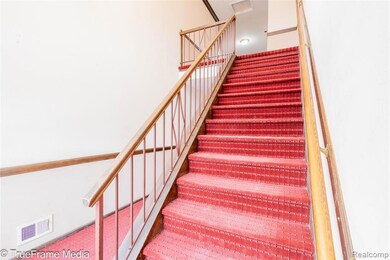 27654 E Echo Valley unit 234, Farmington Hills, MI 48334 - photo 7