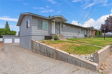 197 2nd St SE, East Wenatchee, WA 98802 - photo 3