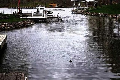 Waterfront/Dock/Pier.