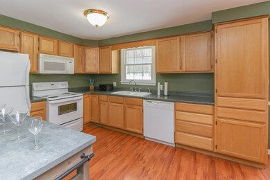 1066 Marianna Dr, Mansfield, OH 44903 - photo 7