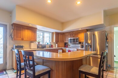 34 Hatch Cove-02