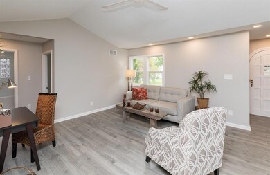 3507 Franklin Ave, Des Moines, IA 50310 - photo 4