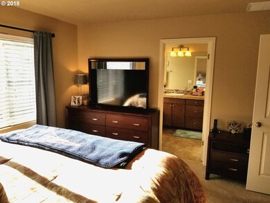 Bedroom, Primary