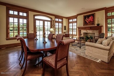 011-Dining_Area-728298-mls