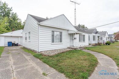 2515 Lambert Dr, Toledo, OH 43613 - photo 2