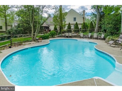 4 Wychwood Ln, Langhorne, PA 19047 - photo 5