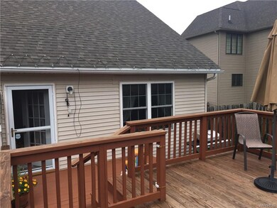 2 tiered deck to pool with access from family room
