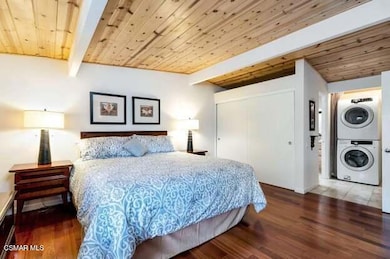 genMid.219064966_11_2