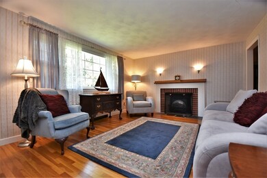 16 Roman Rd, Woburn, MA 01801 - photo 4