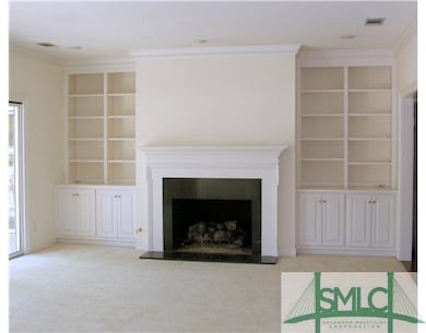 Living Room. Large living room with built-in bookc