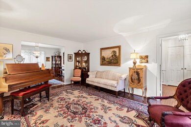 10513 Twin Cedar Ct, Laurel, MD 20723 - photo 5