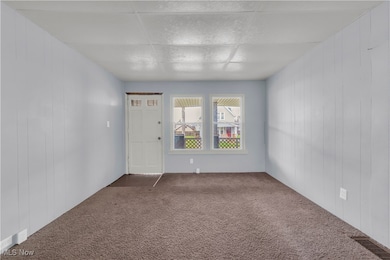 8006 Maryland Ave, Cleveland, OH 44105 - photo 3