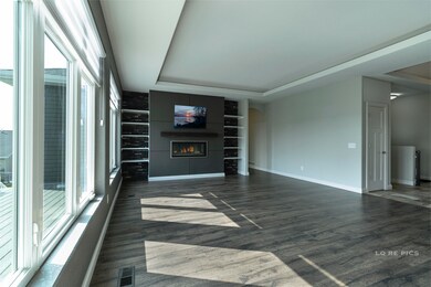 livingrm-fp-tv2
