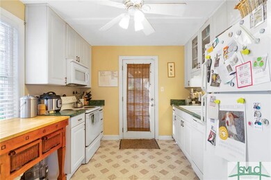 134 E 56th St, Savannah, GA 31405 - photo 6